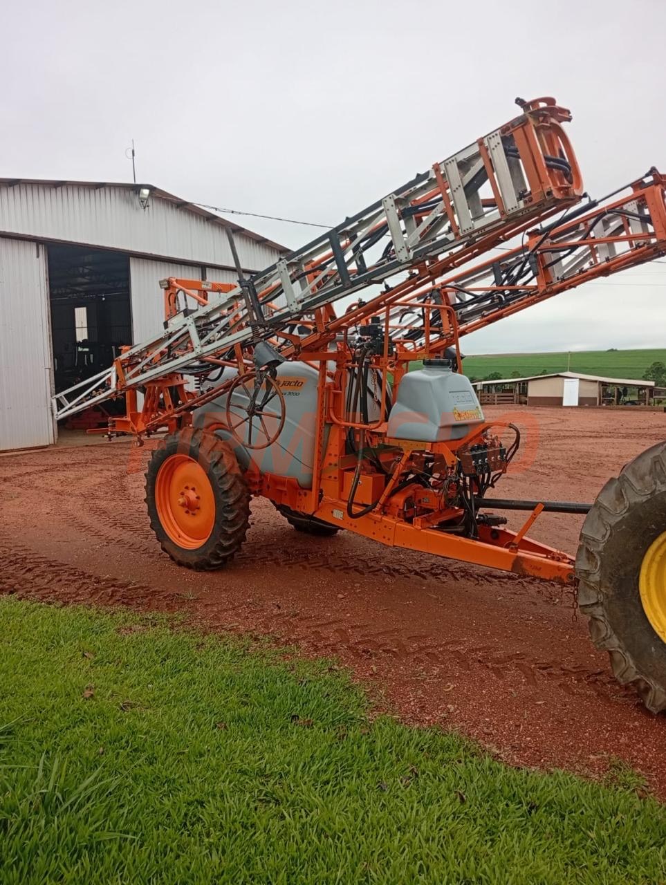 Pulverizador Jacto Advance 3000